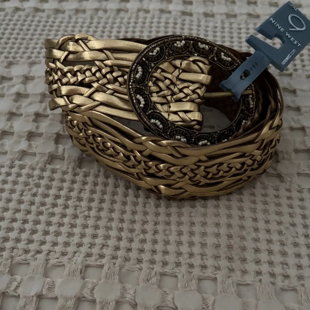 NWT Nine West Gold Tone Metallic Woven Belt with Decorative Buckle Size L/XL - Picture 3 of 16